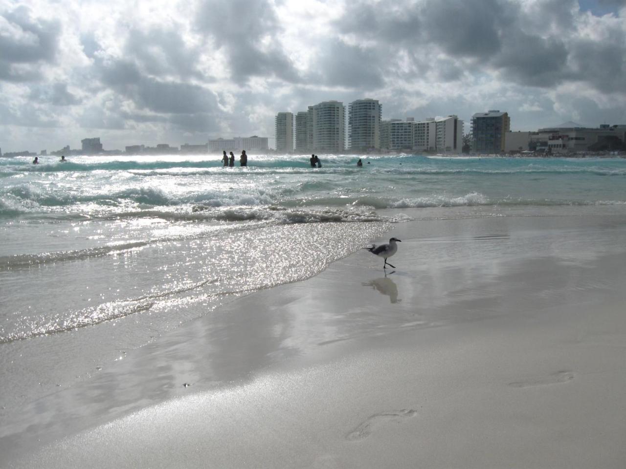 1 Bedroom Seaview Condo In Ocean Dream Resort Cancun Exterior photo